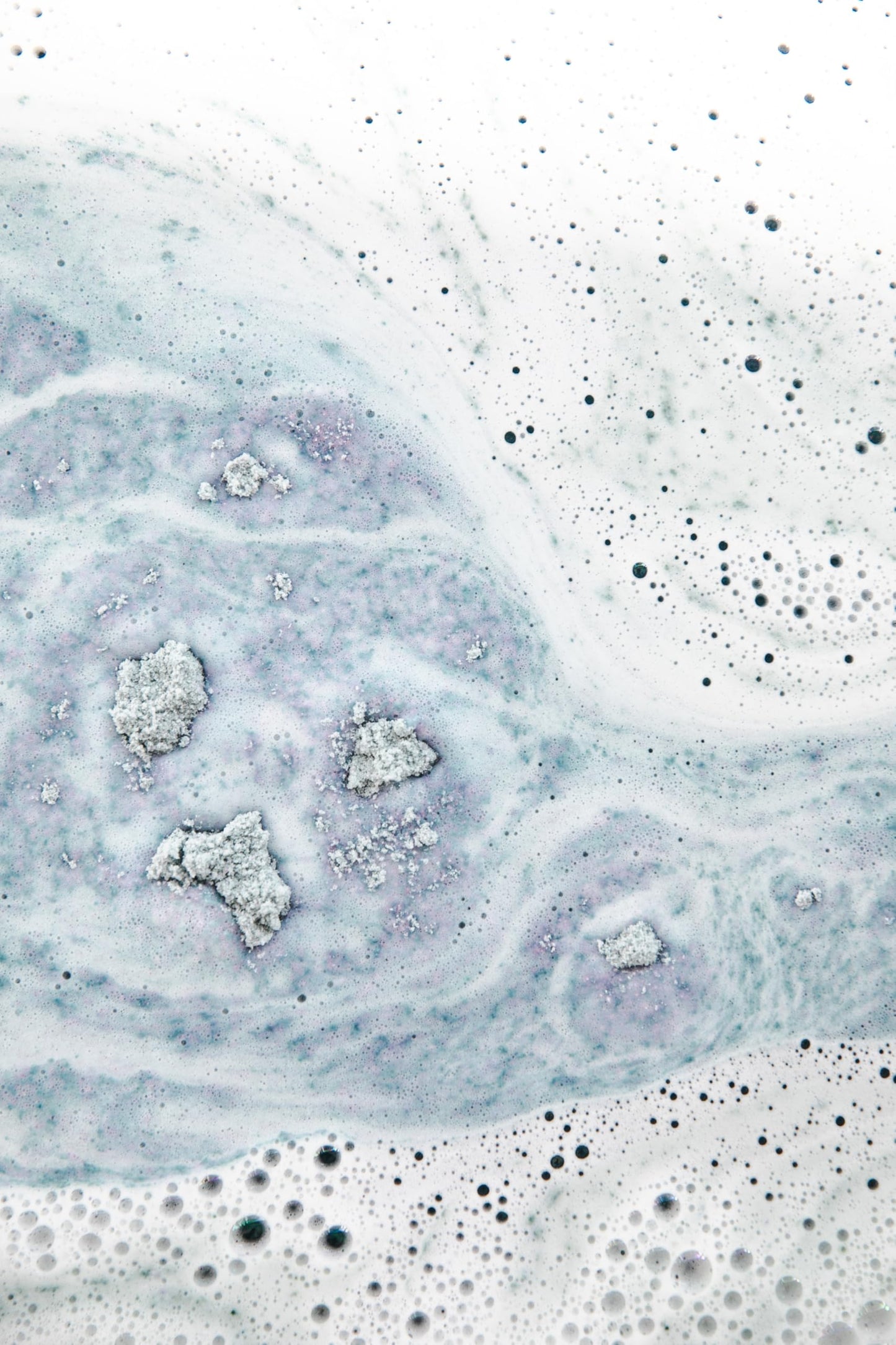 Bathorium Midnight Superbloom Crush, Wildflower Bath Soak, Lavender, Rose, Butterfly Pea Flower, Jasmine, Dead Sea Salt, 21 oz Beauty and Personal Care Bathorium