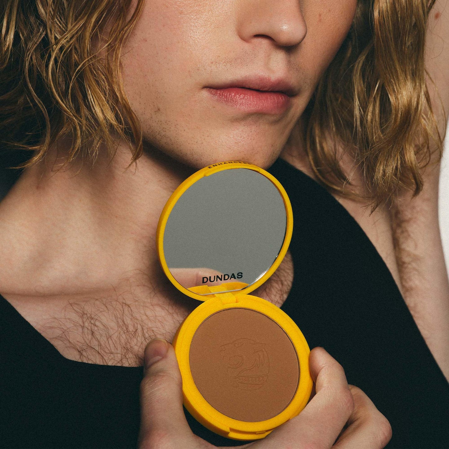 Dundas Bronzer Anonymous, Dark Contour Powder for Face and Body, Matte Bronzer, Face Make Up for All Skin Types, Cruelty Free Natural Makeup Beauty & Personal Care Peter Dundas