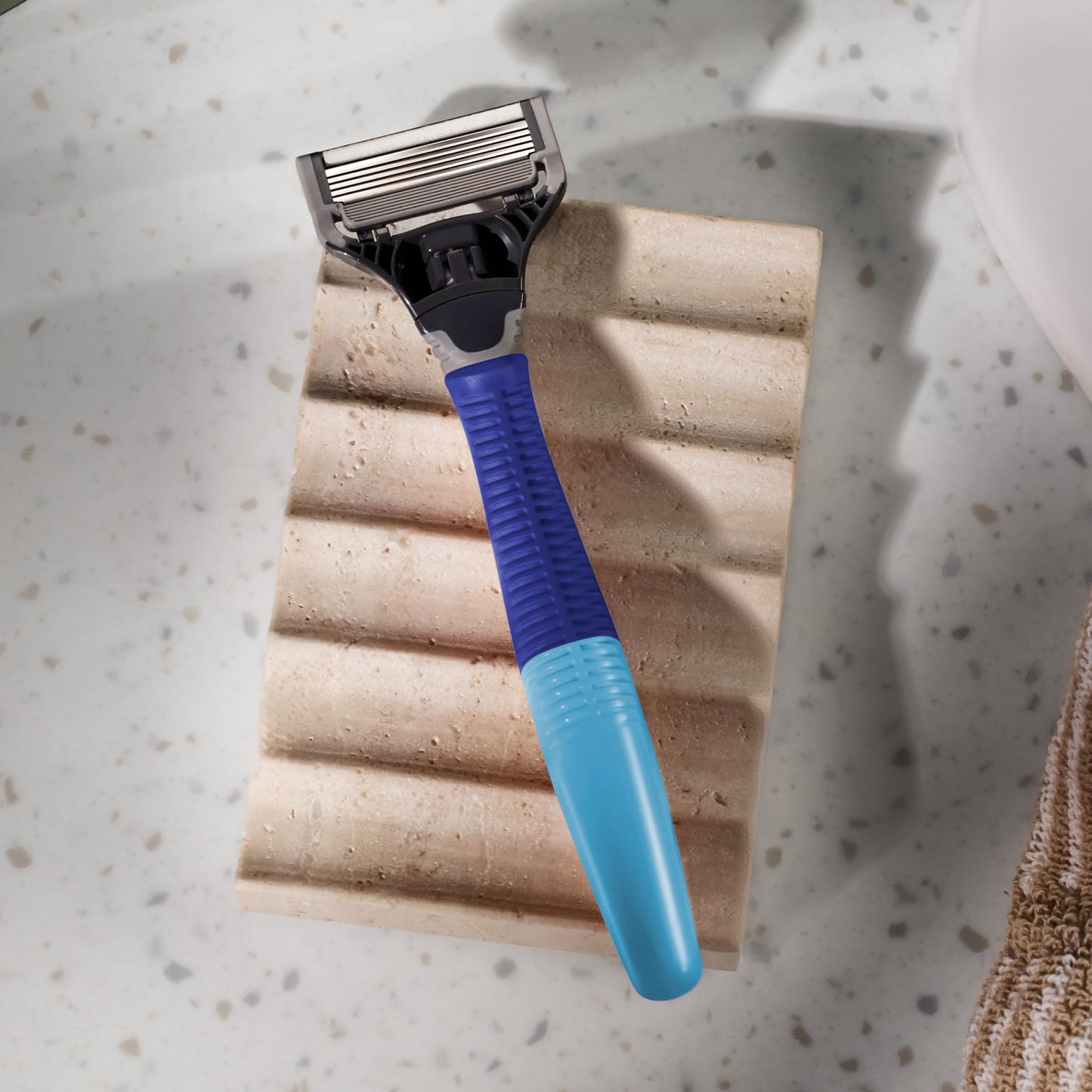 Harry's Original Shaving Kit for Men - Razor Handle and 3 Razor Blade Refill Cartridges - German Engineered - Ocean Blue Beauty and Personal Care Harry's
