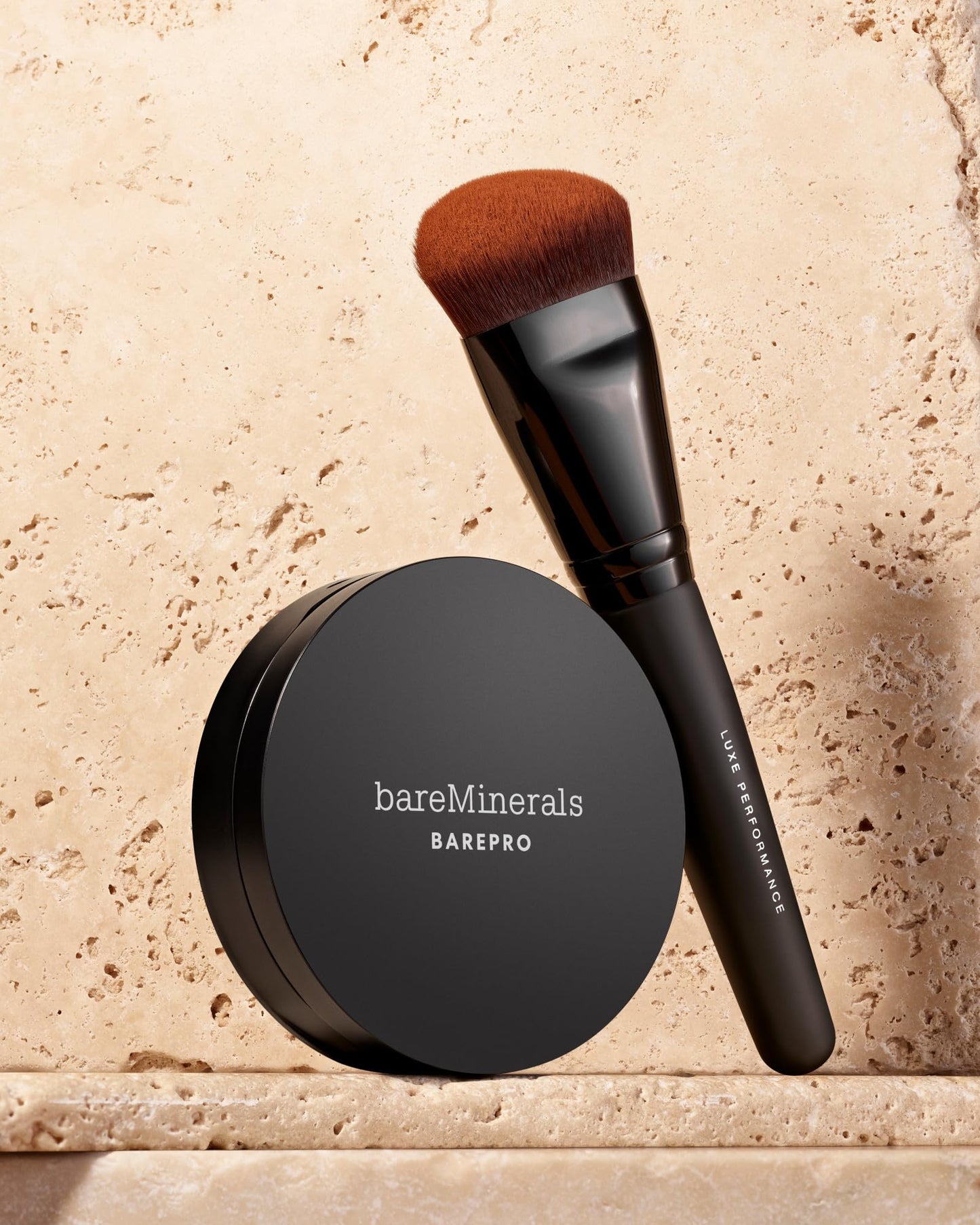 bareMinerals Luxe Performance Synthetic Face Brush for Flawless Coverage, Pair with Liquid or Pressed Powder Foundation, Vegan Beauty & Personal Care bareMinerals