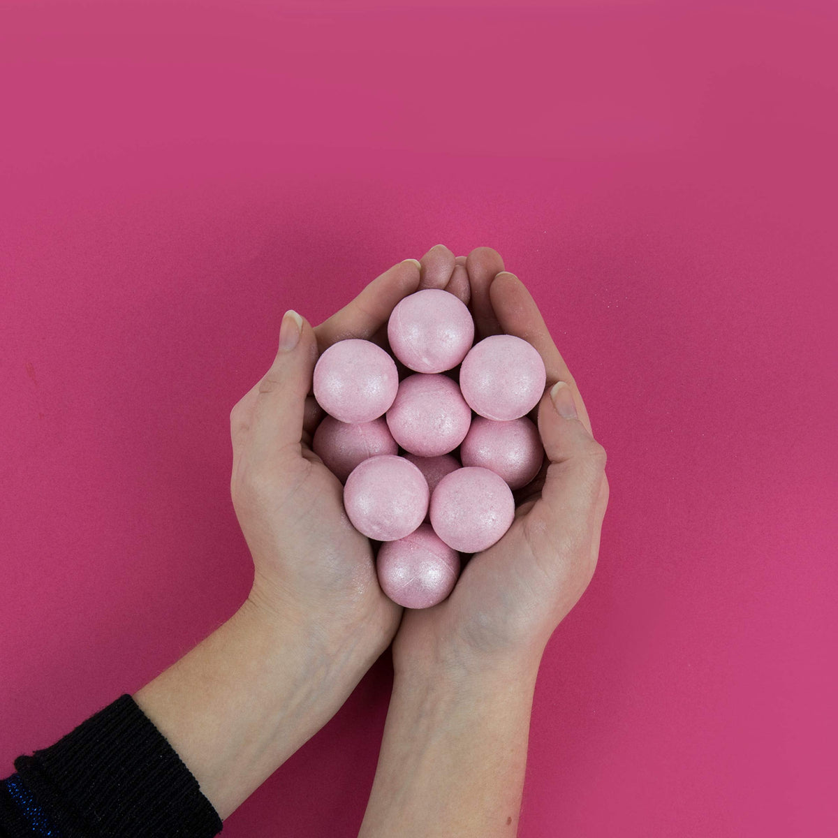 Gift Republic Rosé Scented Bath Bombs Pink Sparkly Mini Fizzies Pampering for Women Mother's Day Birthday Teachers Christmas Pack of 10 Beauty and Personal Care Gift Republic