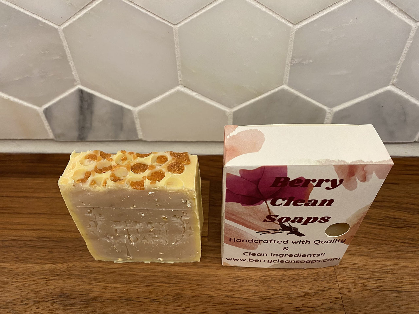 Bar Soap Honeycomb Oatmeal Milk & Honey Beauty & Personal Care Berry Clean Soaps