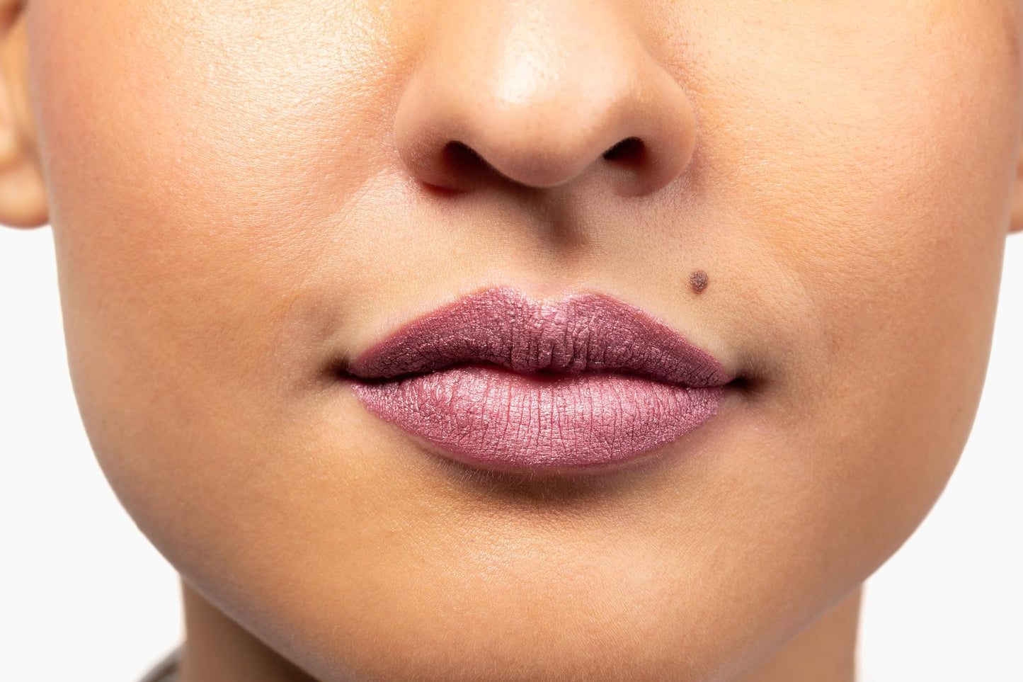 Aromi Metallic Matte Liquid Lipstick | Dusty Rose Pink, Light Rosy Mauve Lip Color with Shimmery Finish, Long-lasting, Waterproof, Vegan (Fairy Tale) Beauty & Personal Care Aromi