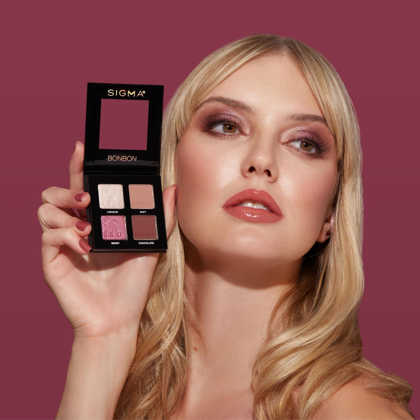 Sigma Beauty Quad Eyeshadow Palette - Makeup Eyeshadow Quad with a Buttery Soft Formula and Buildable, Blendable Shades for a Flawless Eye Look… Beauty & Personal Care Sigma Beauty