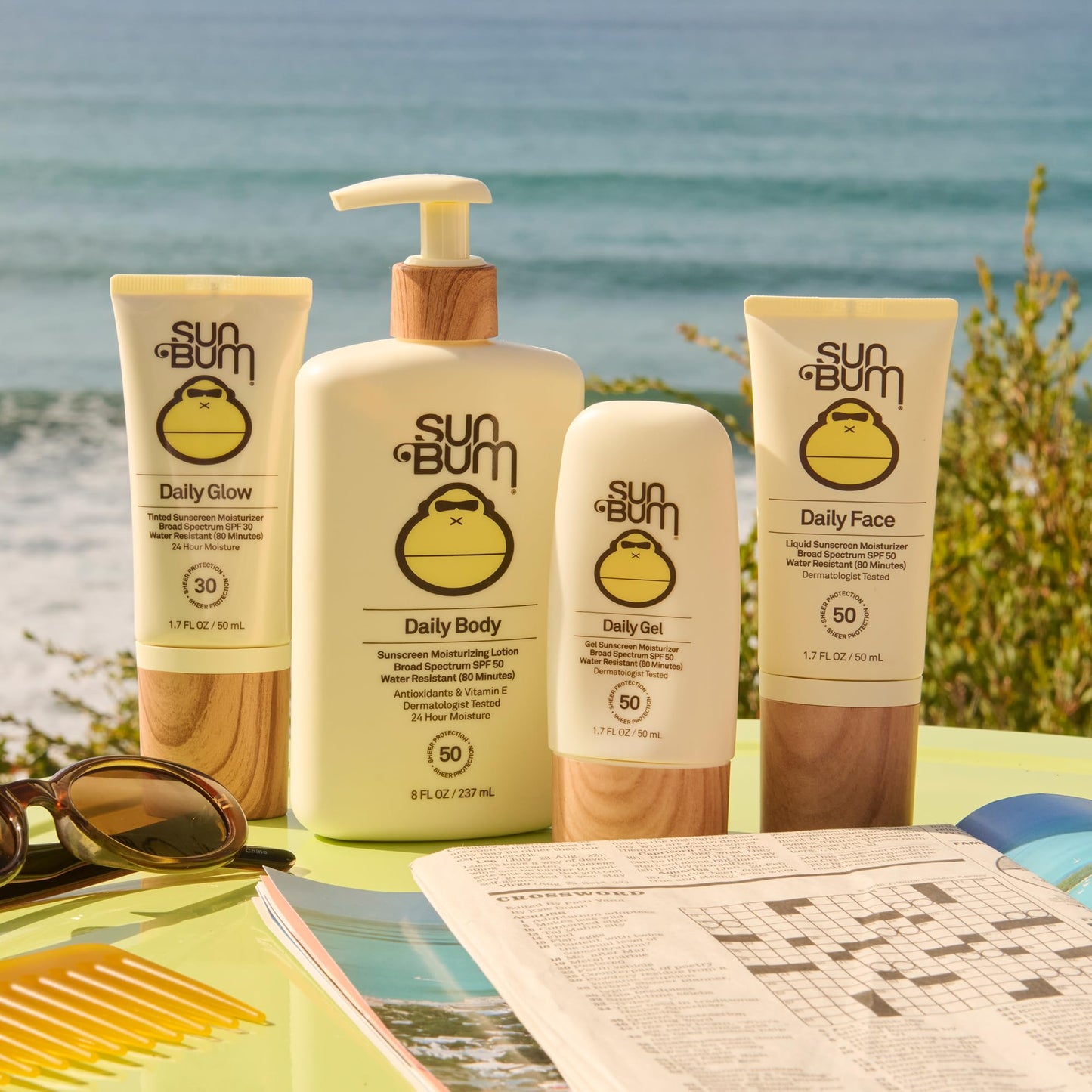 Sun Bum Daily SPF 30 Glow Sunscreen Face Lotion - Moisturizing Facial Sunscreen - Tinted - Dewy Finish - Hawaii 104 Act Compliant (Made without Beauty & Personal Care Sun Bum