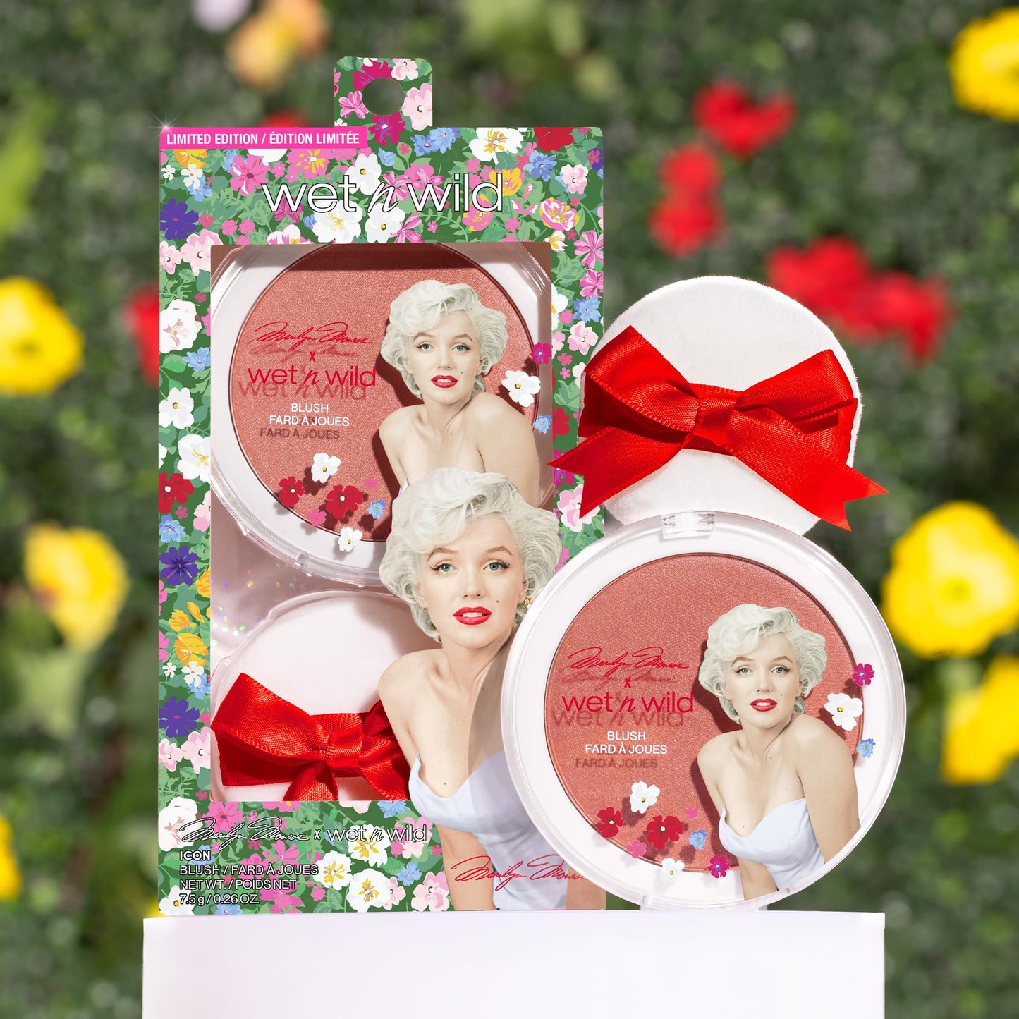 wet n wild Marilyn Monroe Collection Icon Blush - Velvety Pearlescent Powder Blush, Buildable & Blendable Formula Infused with Vitamin E, Includes Beauty & Personal Care wet n wild