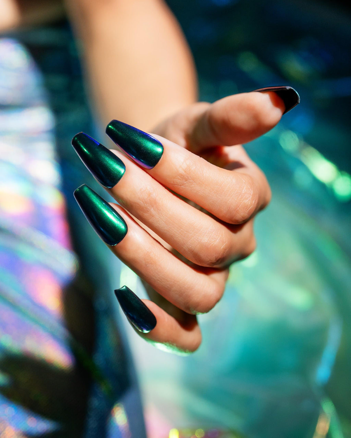 Gelish Chrome Stix: Teal Glazed Metallic Chrome Nail Powder Pen, 0.5g