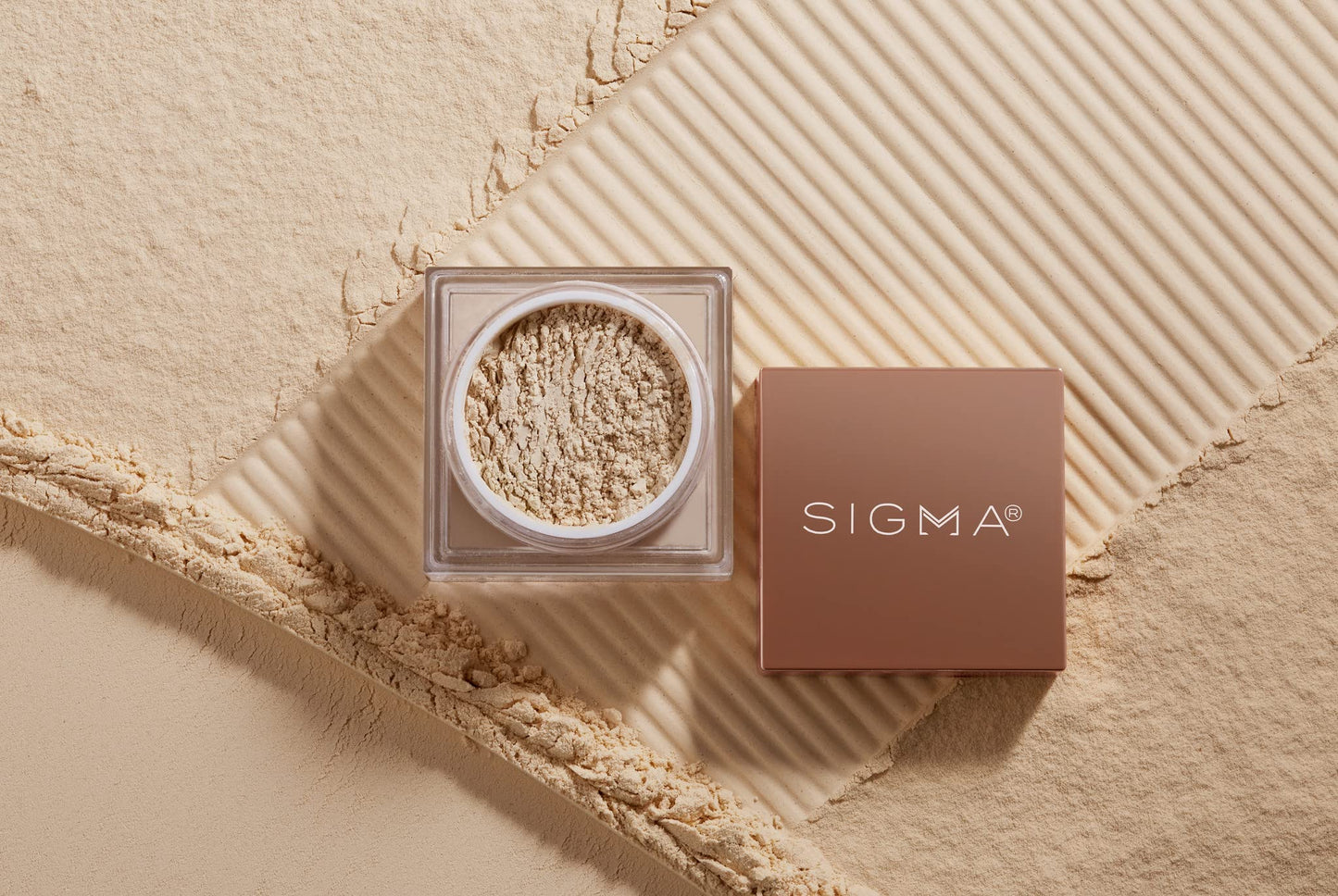 Sigma Beauty Soft Focus Setting Powder - Silky Smooth, Lightweight Loose Setting Powder for Setting Makeup, Blurring Powder Reduces the Look of Pores Beauty & Personal Care Sigma Beauty