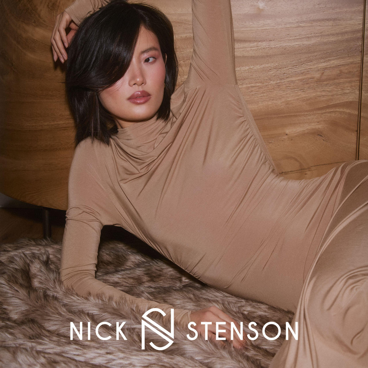 Nick Stenson Moisture Conditioner - Hydrates, Soothes & Moisturizes for Damaged, Color-Treated & Dry Hair while Protecting & Maintaining Color -
