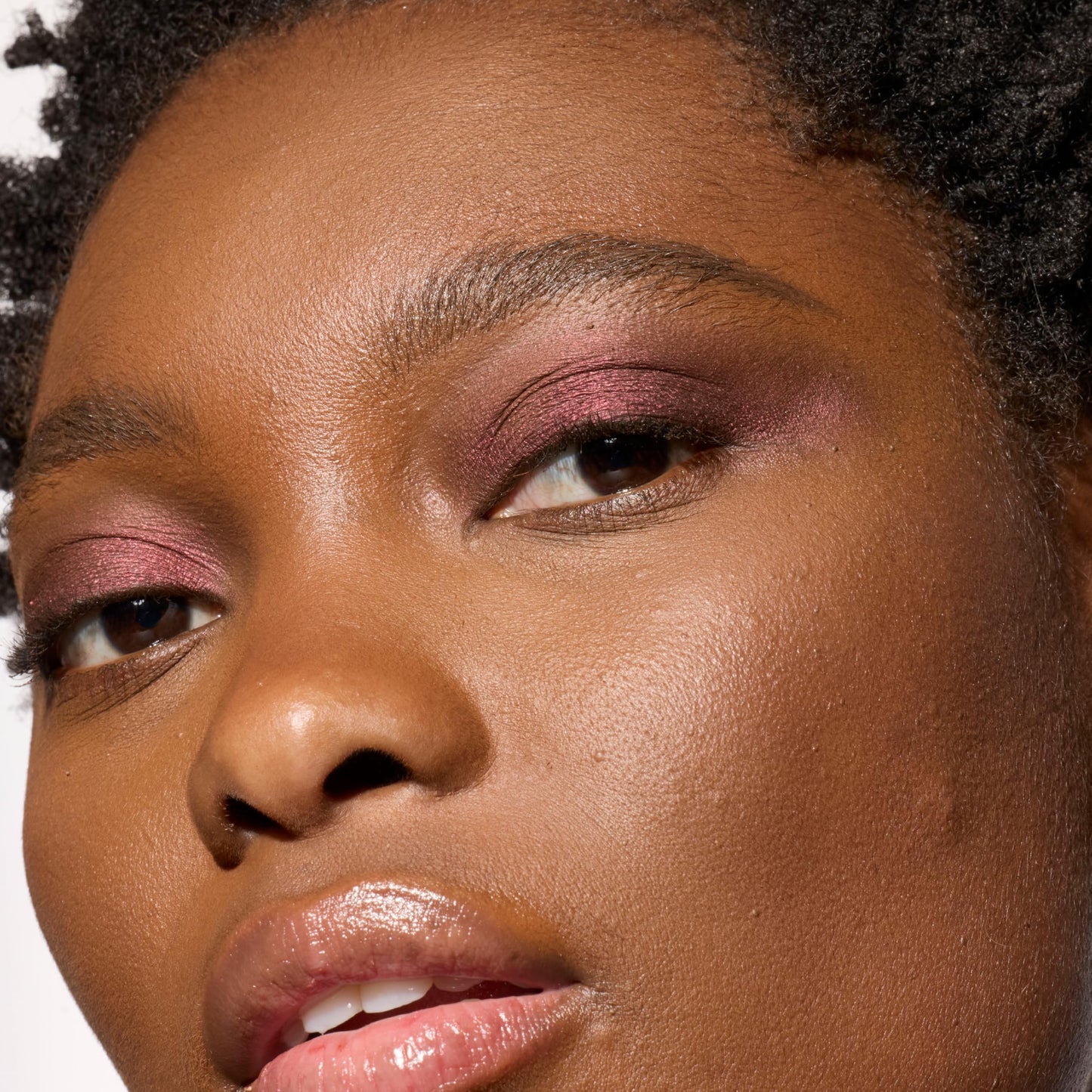 L'Oreal Paris Makeup Le Shadow Stick Eyeshadow, Blendable, Smudge-Resistant, Smokey Cream Eyeshadow, 125 Starry Bordeaux Beauty & Personal Care L'Oreal Paris