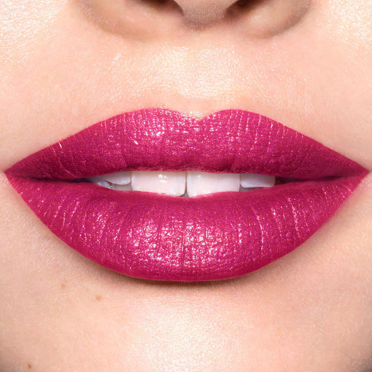 Revlon Super Lustrous Lipstick, Creamy Formula For Soft, Fuller-Looking Lips, Moisturized Feel, 657 Fuchsia Fusion, 0.15 oz Beauty & Personal Care REVLON
