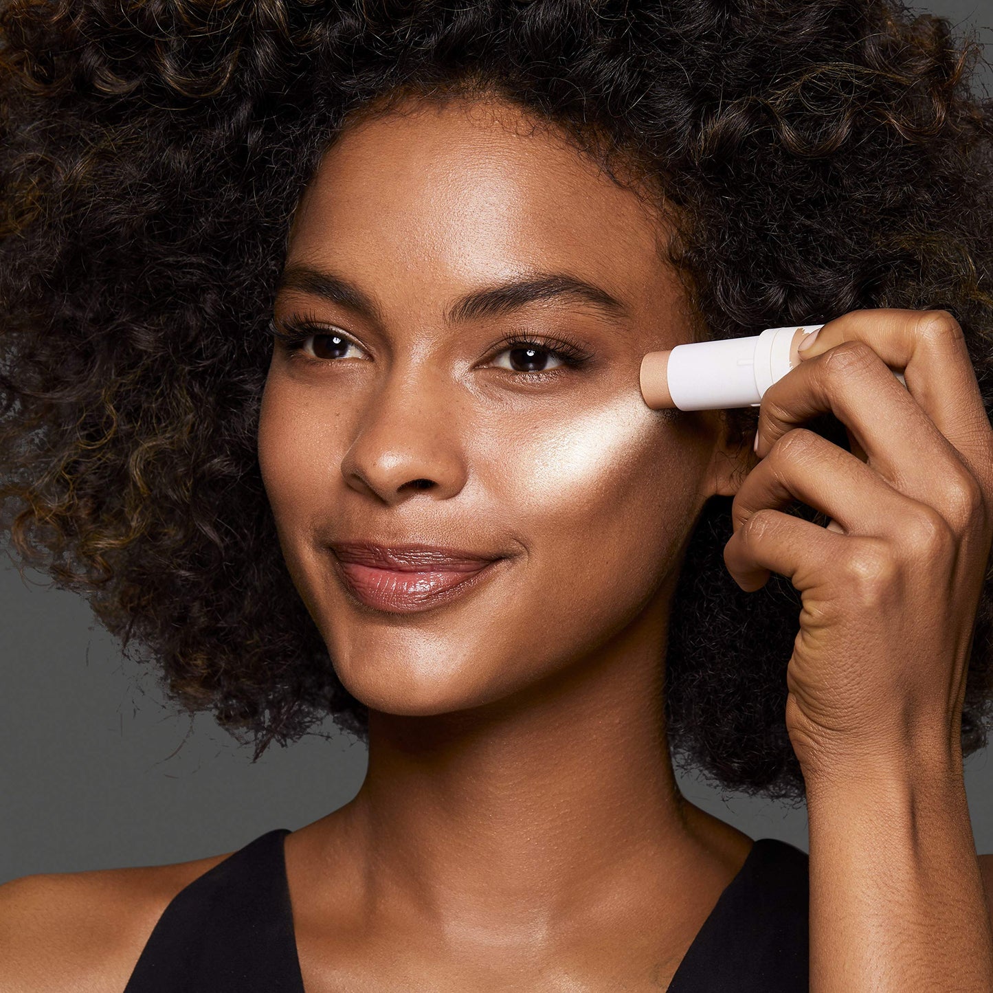 Neutrogena Hydro Boost Illuminator Makeup Stick with Hyaluronic Acid, Moisturizing Highlighter to Improve & Illuminate Skin, Dermatologist-Tested Beauty & Personal Care Neutrogena