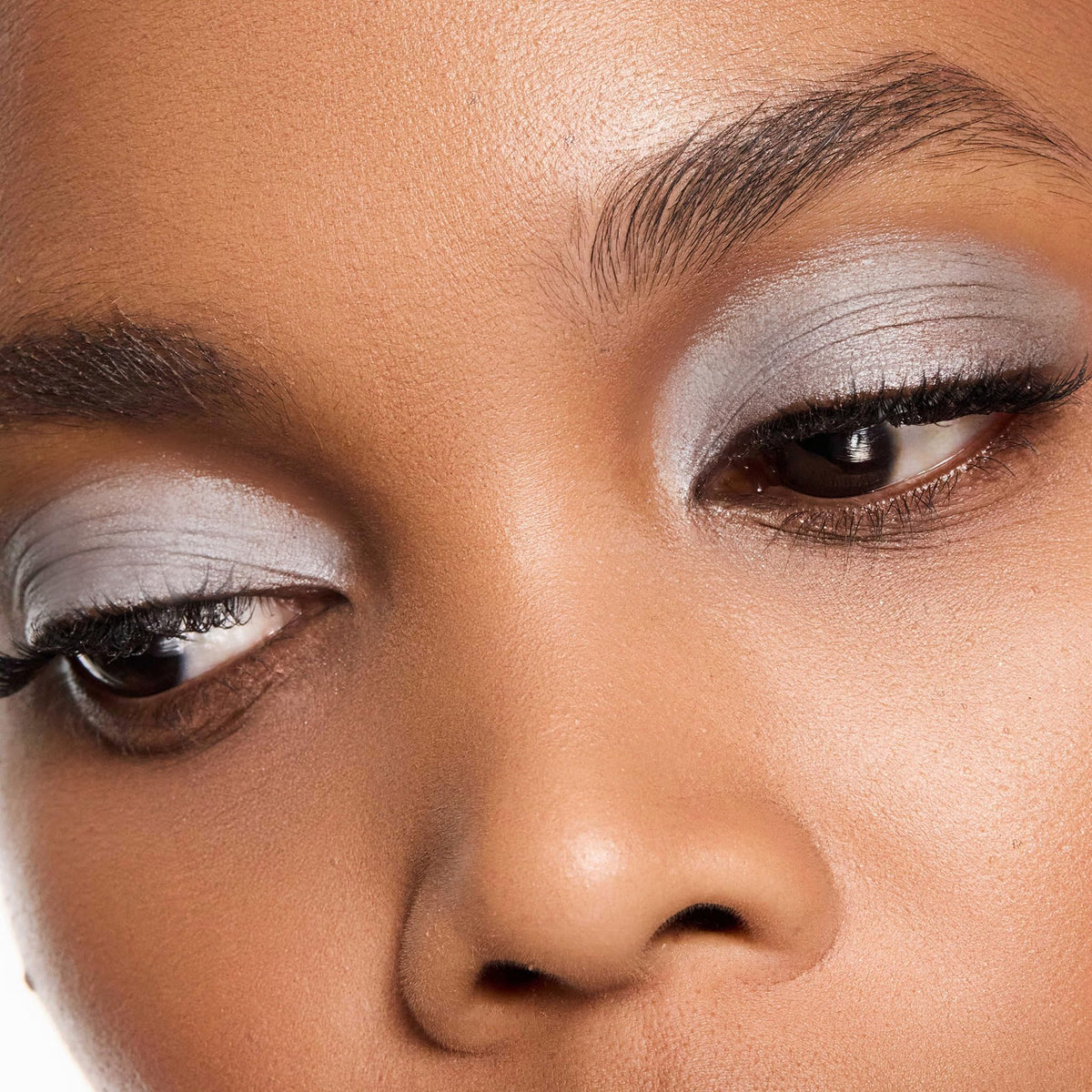 Trish McEvoy 24-Hour Eyeshadow Stick & Liner in Shade Dove, Long-Wearing Crease-Proof Cream Eyeshadow, Pigment-Rich Smudge-Proof Formula, 0.058 oz /