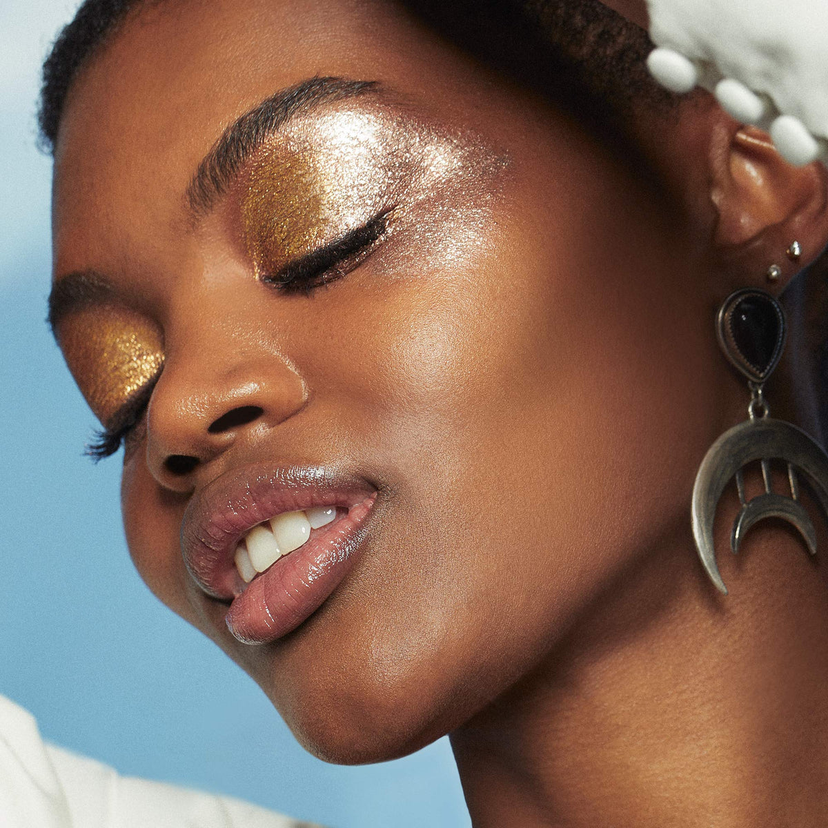 e.l.f. Liquid Glitter Eyeshadow, Long Lasting, Quick-Drying, Opaque, Gel-Based Eyeshadow For Creating High-Impact, Multi-Dimensional Eye Looks, Flirty Beauty & Personal Care e.l.f.