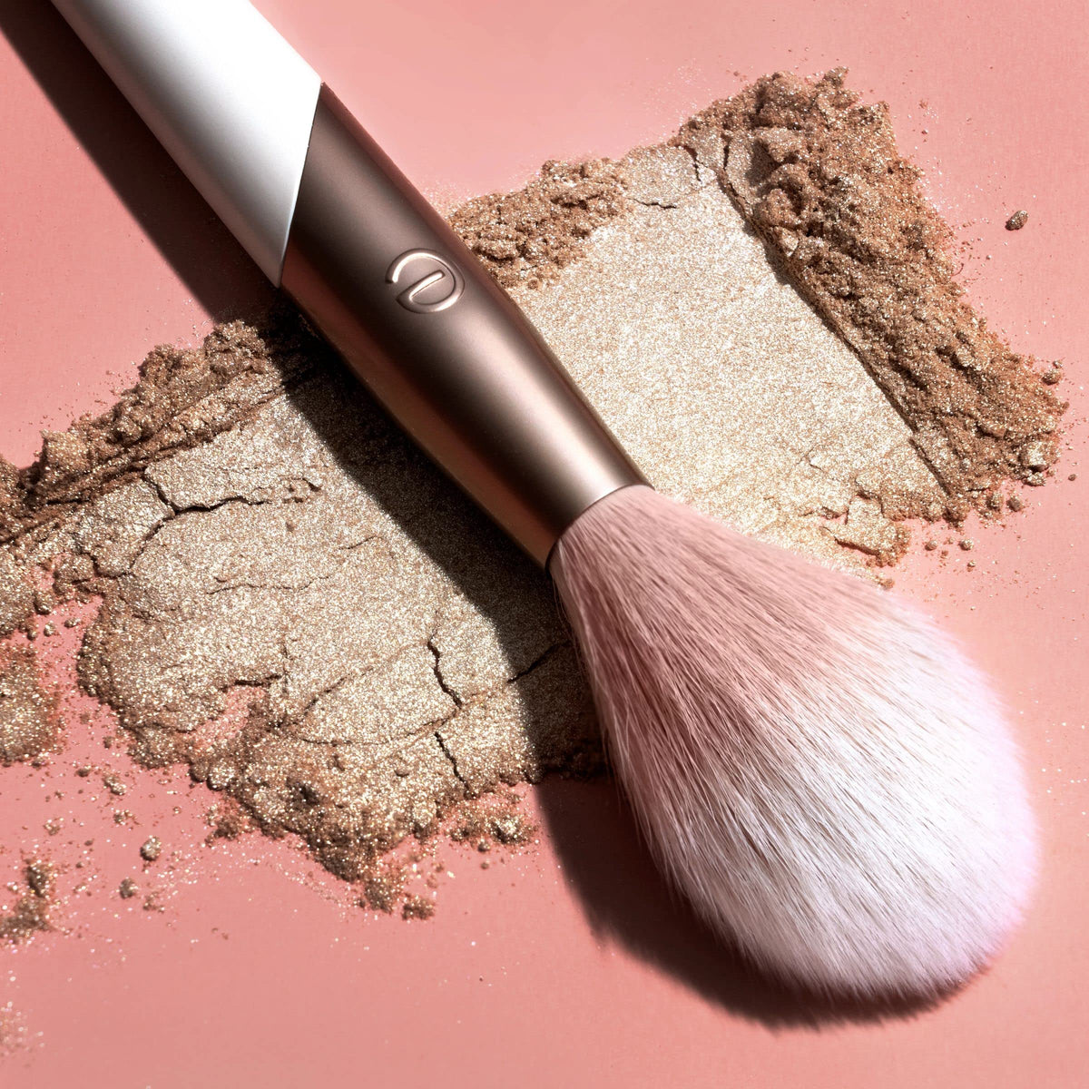 EcoTools Luxe Soft Highlighter Face Powder Brush, 1 Count