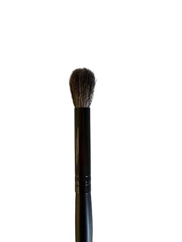 205 Fluffy Eyeshadow Crease Brush Beauty & Personal Care Kristina Ruggerio