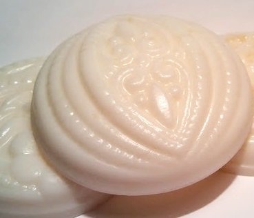1889 Beauty 5 Pk Guest Soaps - Goatmilk & Shea Butter - White Floral Fragrances To Choose From (Honeysuckle) Beauty & Personal Care 1889 Beauty
