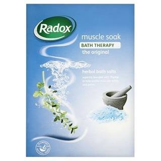 Radox Muscle Soak Bath Therapy The Original Herbal Bath Salts 400g x Case of 6 by Radox Beauty and Personal Care Radox