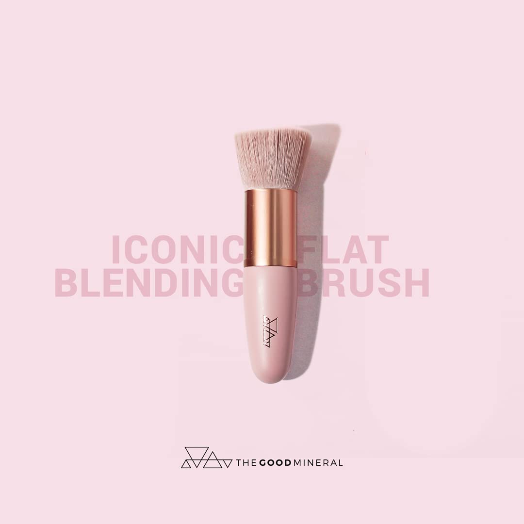 Iconic Flat Blending Brush - The Good Mineral | Best Brush for Loose Powder | Vegan Beauty & Personal Care THE GOOD MINERAL