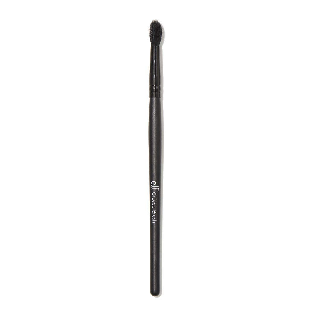 e.l.f. Crease Brush | Vegan Makeup Tool | Tapered End | Flawlessly Blends & Contours Eyeshadow Beauty & Personal Care e.l.f.