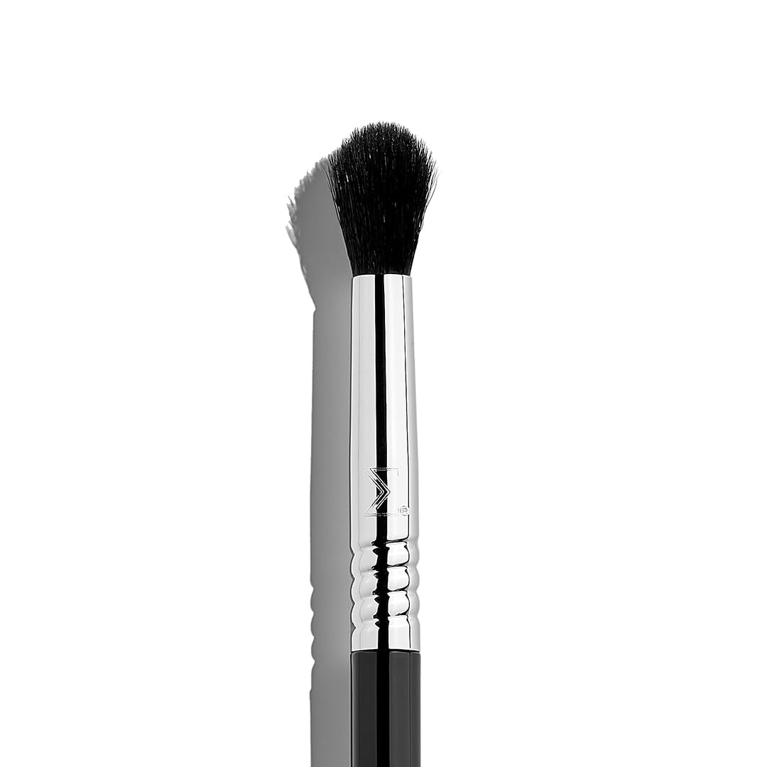 Sigma Beauty E38 Diffused Crease Brush - Blending Brush For Corner Eyelids - Eyeshadow Application and Fluffy Blending Brush - Apply Pigment and Blend Beauty & Personal Care Sigma Beauty