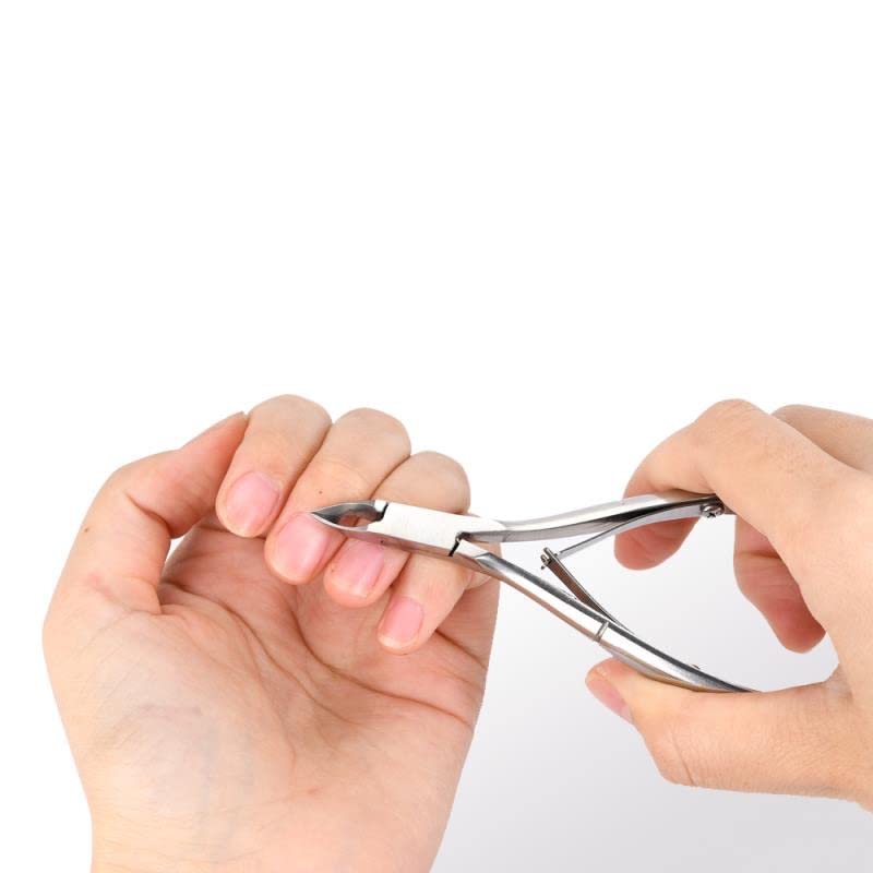 Rikans Professional Cuticle Clippers for Nails - Razor Sharp Cuticle Trimmer Tool - Durable Stainless Steel Cuticle Clippers for Adults - Ergonomic Beauty & Personal Care Rikans