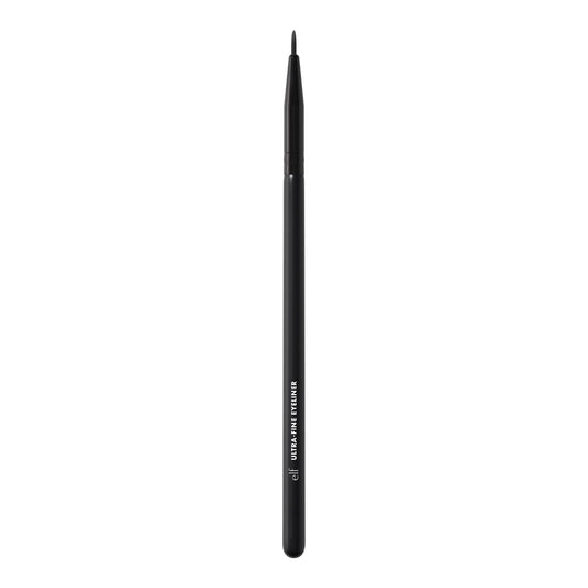 e.l.f. Ultra-Fine Eyeliner Brush, Pointed Tip For Creating Clean, Crisp Eye Makeup Looks, Use With Liquid, Cream & Kohl Formulas, Vegan Beauty & Personal Care e.l.f.