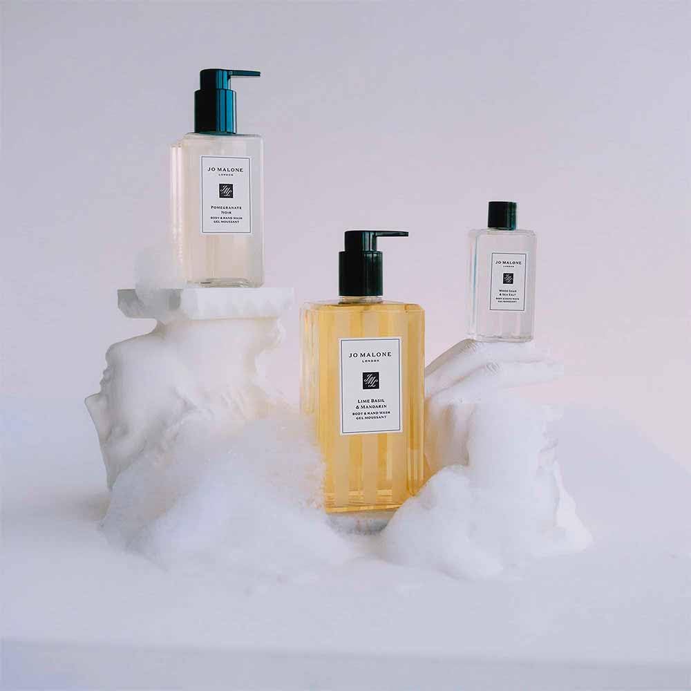 Jo Malone English Pear and Freesia Hand and Body Wash for Unisex - 8.4 oz Body Wash Beauty & Personal Care Jo Malone