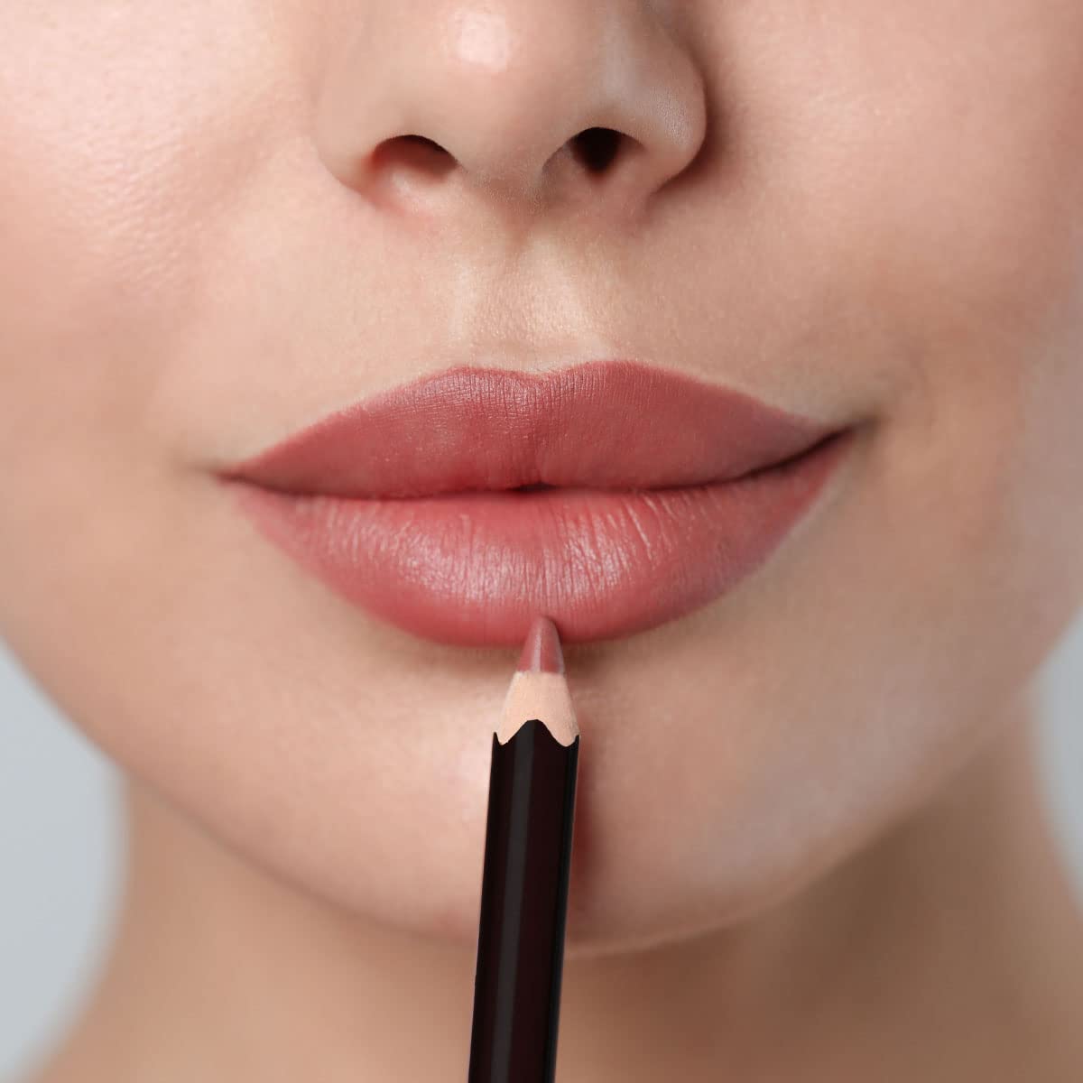 Sorme Waterproof Lip Liner - Non-splintering Smearproof Lip Liner - Revitalizing with Lecithin, Vitamins C and E Beauty & Personal Care SORMÉ