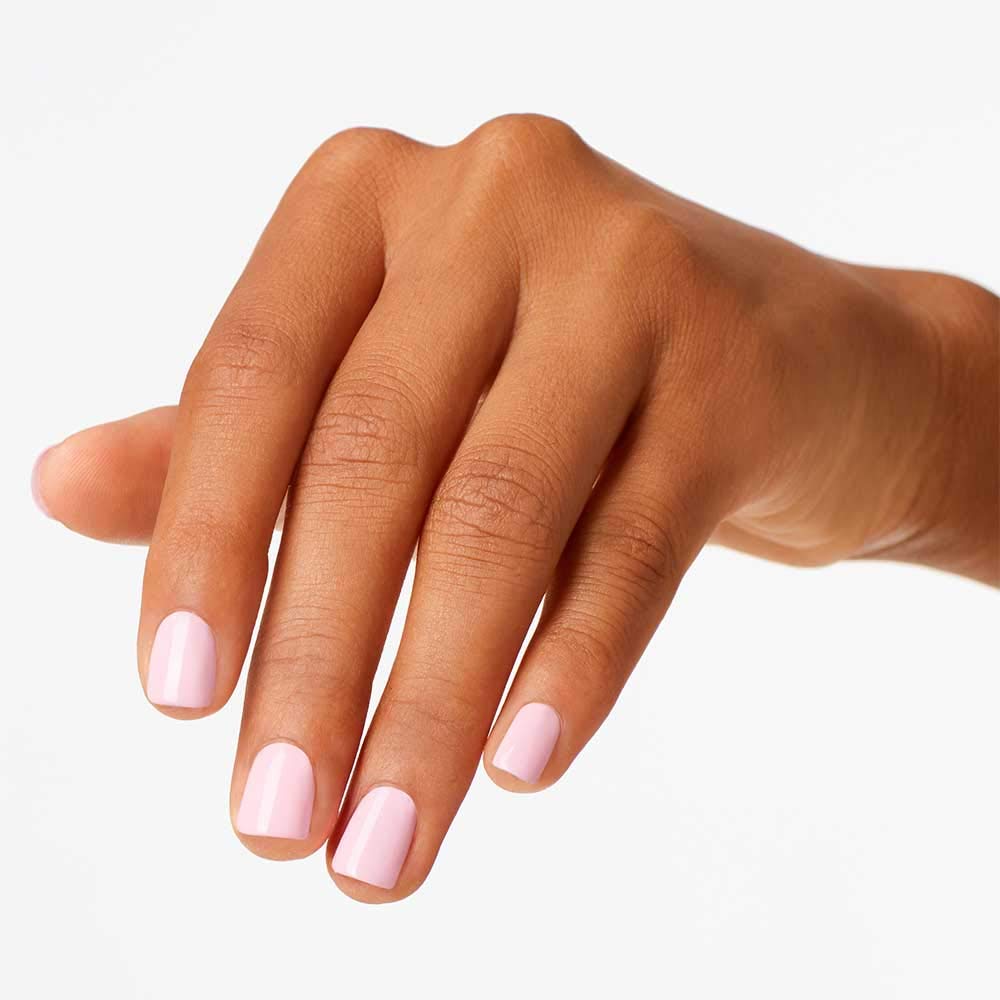 OPI Nail Lacquer Suzi Shops & Island Hops | Opaque Soft Pink Crème Chip Resistant Nail Polish | Fast Drying, Streak Free Beauty & Personal Care OPI