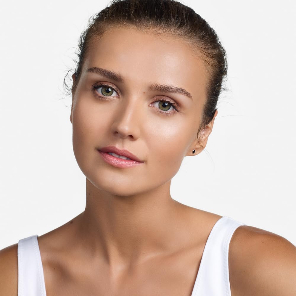 Clinique Beyond Perfecting Lightweight Liquid Foundation + Concealer For Dry Combination to Oily Skin Types | Full Coverage + Natural Matte Finish Beauty & Personal Care Clinique