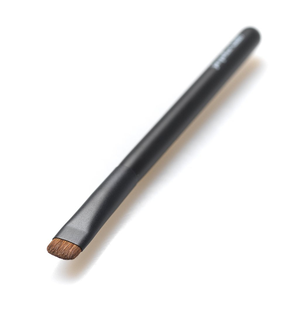 Smudger - Eyeliner/Eyeshadow Smudger/Eyebrow Brush, by Jacqueline Kalab - Self Makeup Length - 4.9 in Makeup Artist Quality Beauty & Personal Care Jacqueline Kalab