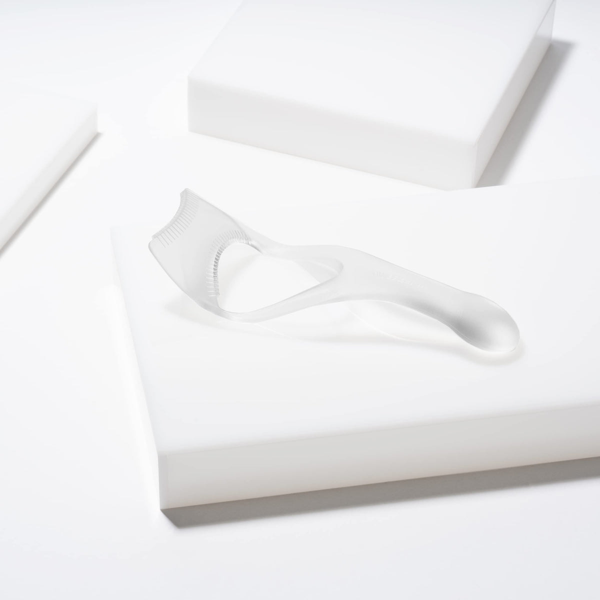Tweezerman Lash Guard & Comb Transparent