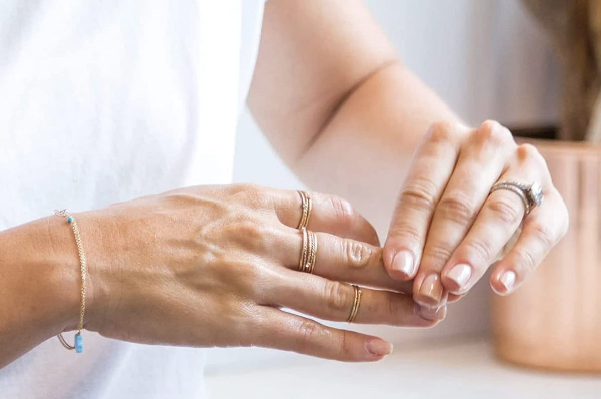 Cre8tion Spa Hand & Body Lotion Nourishing Skin Lotion Moisturizer From Dryness and Flaking 750ml / 25 fl oz (Pearl) Beauty & Personal Care Cre8tion