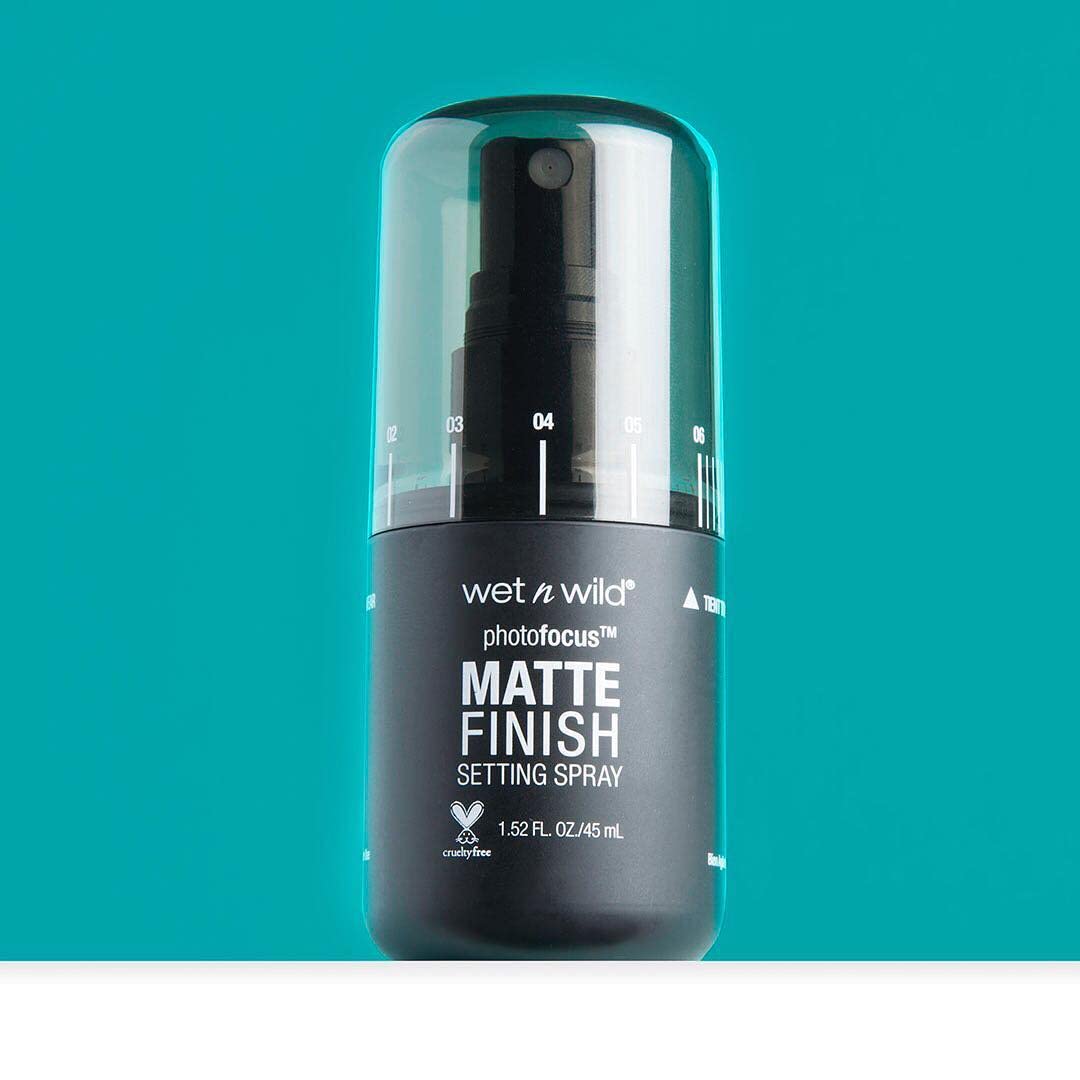 wet n wild Photo Focus Setting Mist, Up to 24HR Wear, Lightweight & Nourishing Aloe Formula Suitable for All Skin Types, Cruelty-Free & Vegan - Matte Beauty & Personal Care wet n wild