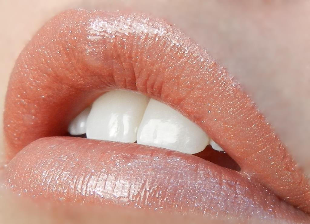 LipSense Liquid Lip Color, Bombshell Diamond, 0.25 fl oz / 7.4 ml Beauty & Personal Care Lipsense by Senegence