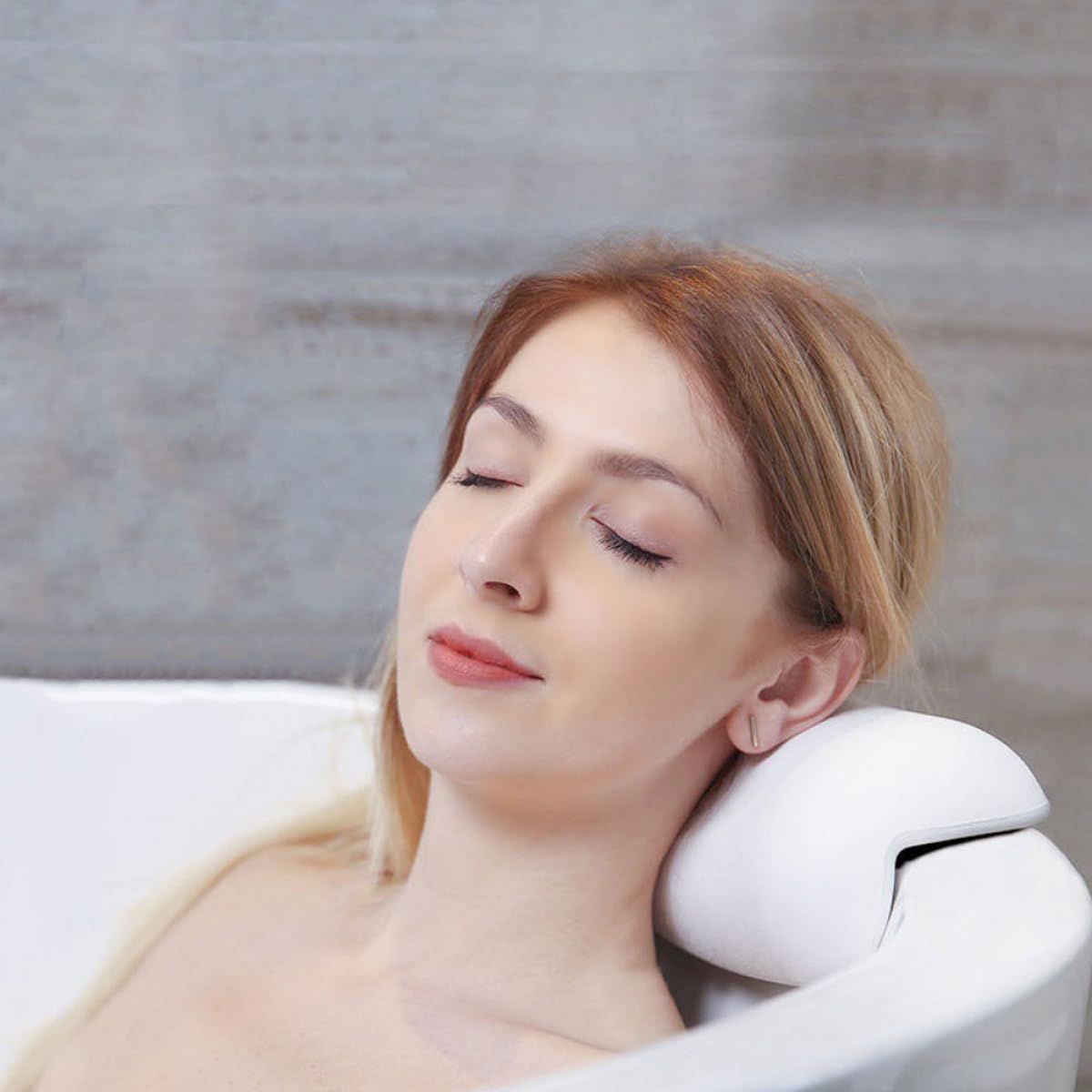 CTIRCHIU Bathtub Pillow Suction Cup Bathtub Pillow for Head Neck and Shoulder Support Breathable Bath Spa for Most Bathtubs Home Relaxing Bathing Use Beauty and Personal Care CTIRCHIU