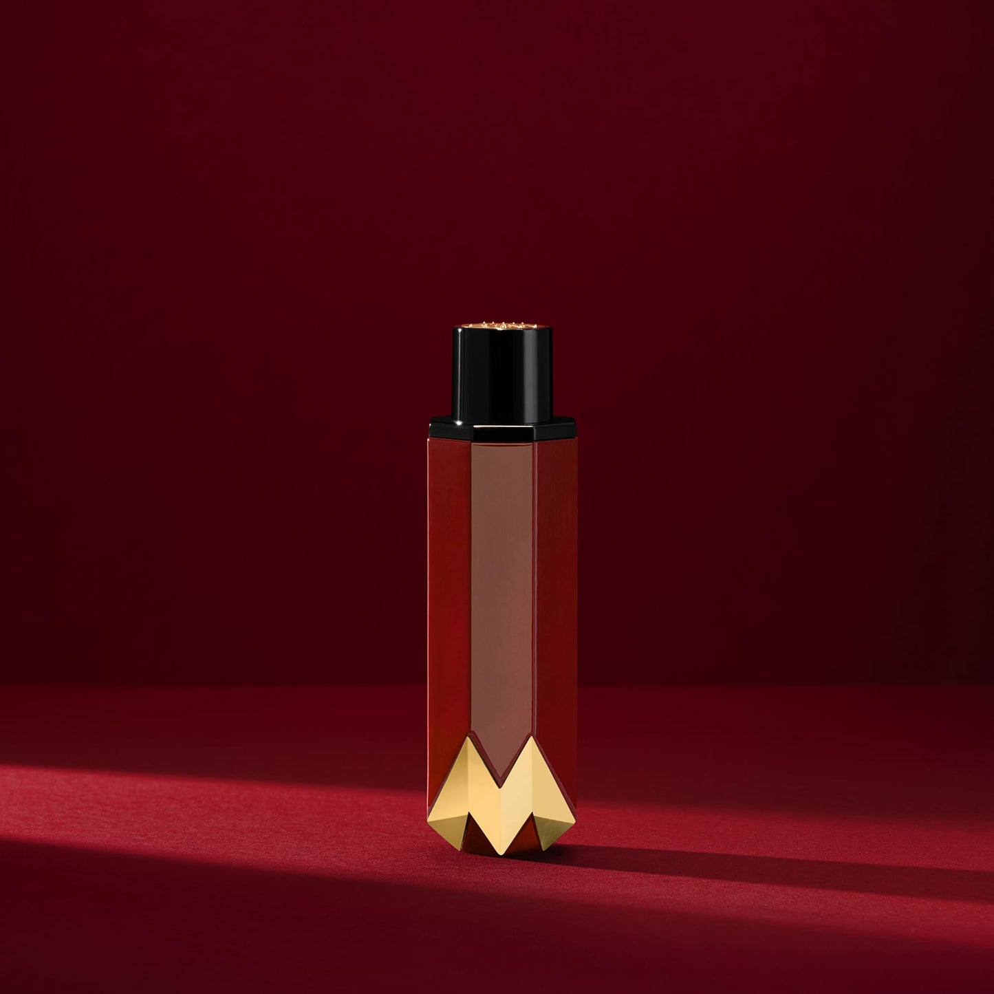 Royalty by Maluma Garnet Gift Set, 2 pcs - Long-Lasting Fougere Woody Perfume for Men - Bold and Vibrant Body Spray for Men - Long-lasting Top Notes Beauty & Personal Care Royalty By Maluma
