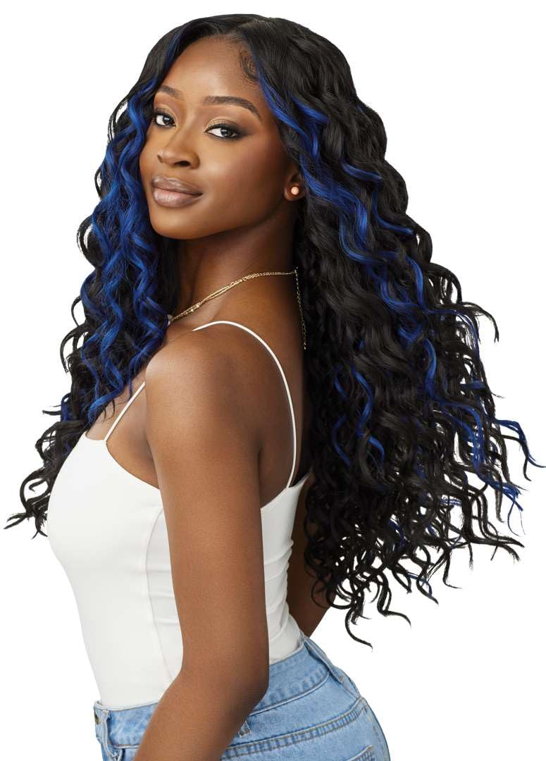 Outre Lace Front Wig - Perfect Hair Line 13X6 - Esmera (DARK BROWN 2)