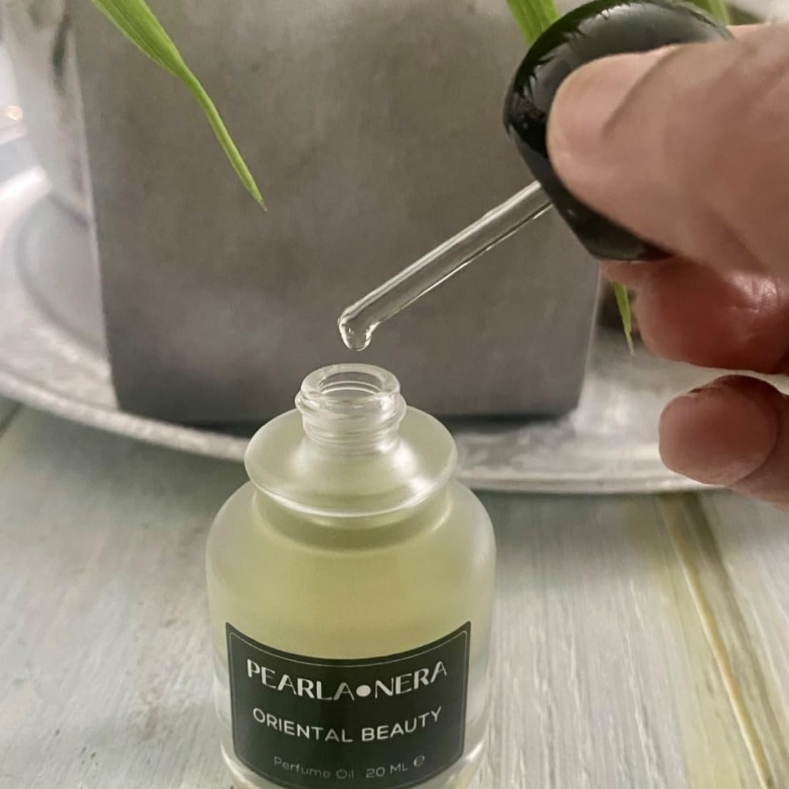 PEARLANERA MUSK SWAP .68 Fl Oz/20 mL, Intoxicating Floral Musk Perfume Oil. Perfect for Cherished Memories, Convenient and Long-lasting. Beauty & Personal Care PEARLANERA