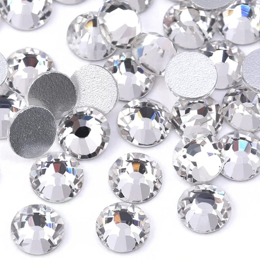 qiipii 400pcs SS30 Crystal White Nail Flatback Rhinestones Bulk Nail Art 6.1mm Round Glass Gems Beads Stones Diamonds for Eye Makeup Nail Decoration Beauty & Personal Care qiipii
