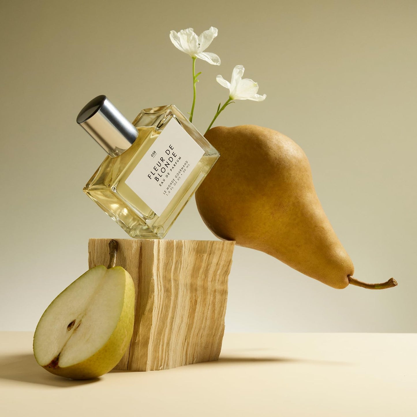 Le Monde Gourmand Fleur de Blonde Eau de Parfum Spray Perfume for Women, Pear Blossom, Ambrette & Cashmere Musk Soft Floral Scent, Vegan & Cruelty Beauty & Personal Care Le Monde Gourmand