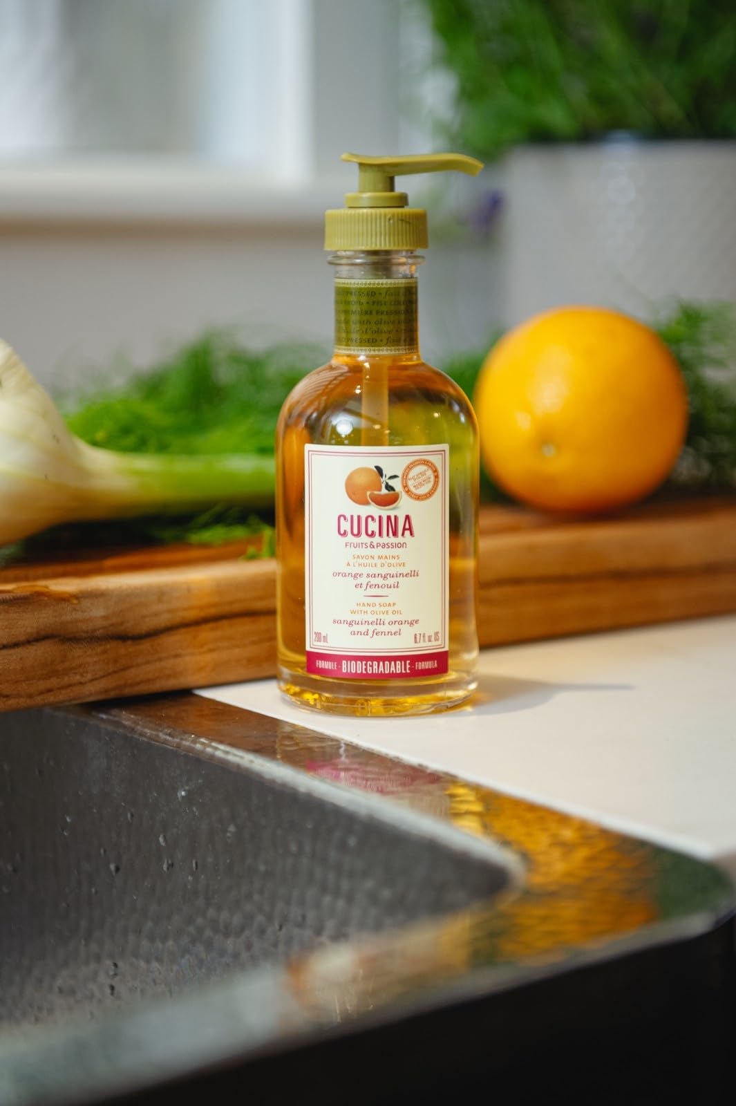 Cucina Fruits & Passion Kitchen Hand Soap, Sanguinelli Orange & Fennel, Natural Liquid Soap with Cold-Pressed Olive Oil, Moisturizing Formula in Beauty & Personal Care Cucina