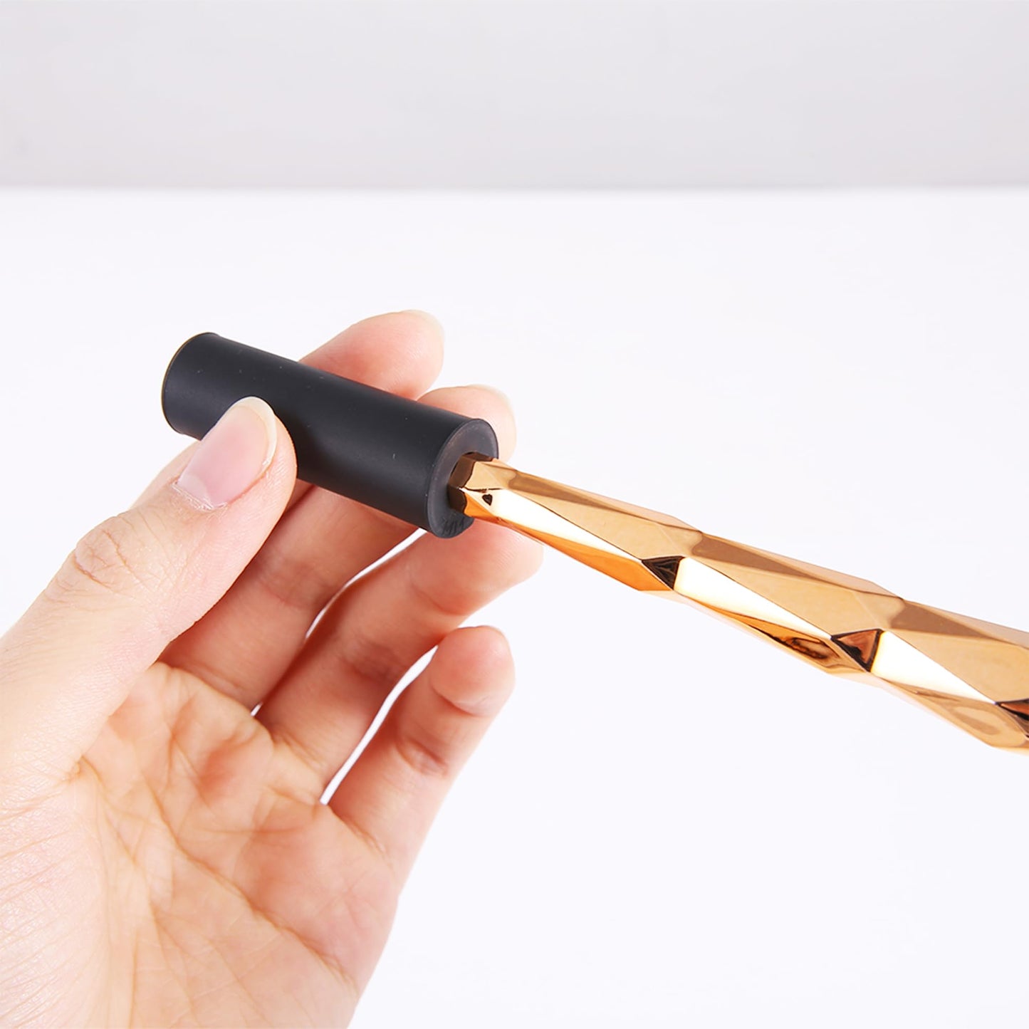 Makeup Brush Cleaner Dryer, Neeyer Super-Fast Electric Brush Cleaner Machine Automatic Brush Cleaner Spinner Makeup Brush Tools Beauty & Personal Care Neeyer