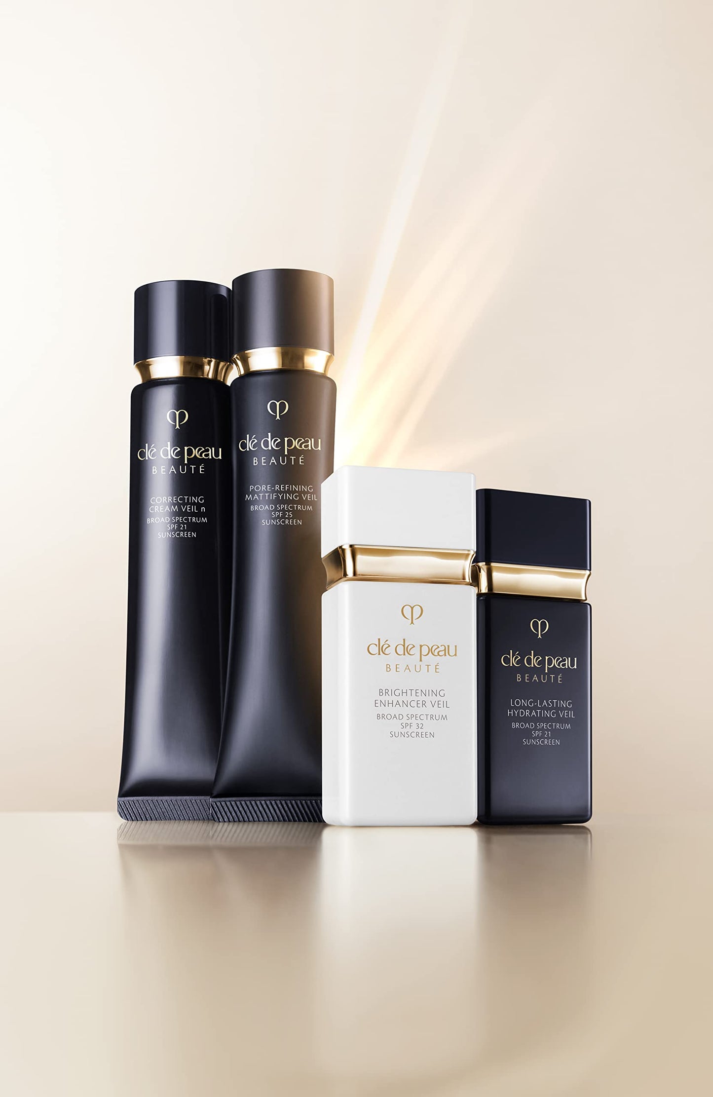 Brightening Enhancer Veil, 1 Fl Oz Beauty & Personal Care Clé de Peau Beauté