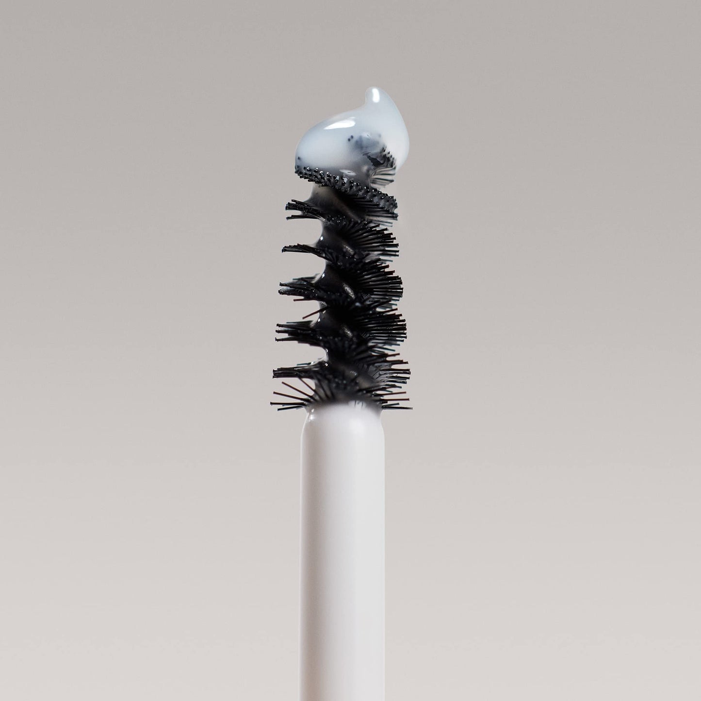 ILIA - In Frame Brow Gel | Lightweight, Long-Lasting, Flake-Resistant Hold | Full, Lifted Look | Non-Toxic, Vegan, Cruelty-Free, Clean Makeup Beauty & Personal Care ILIA