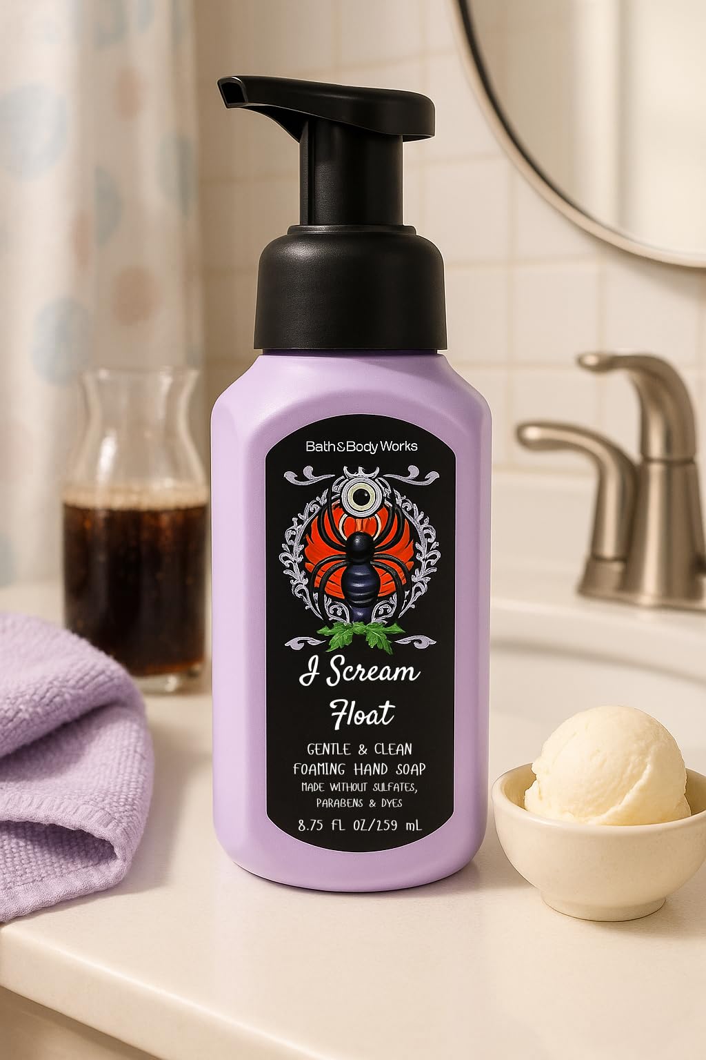 Bath and Body Works I Scream Float Gentle & Clean Foaming Hand Soap, Sweet Seasonal Scent, 8.75 fl oz / 259 mL Beauty & Personal Care Bath & Body Works