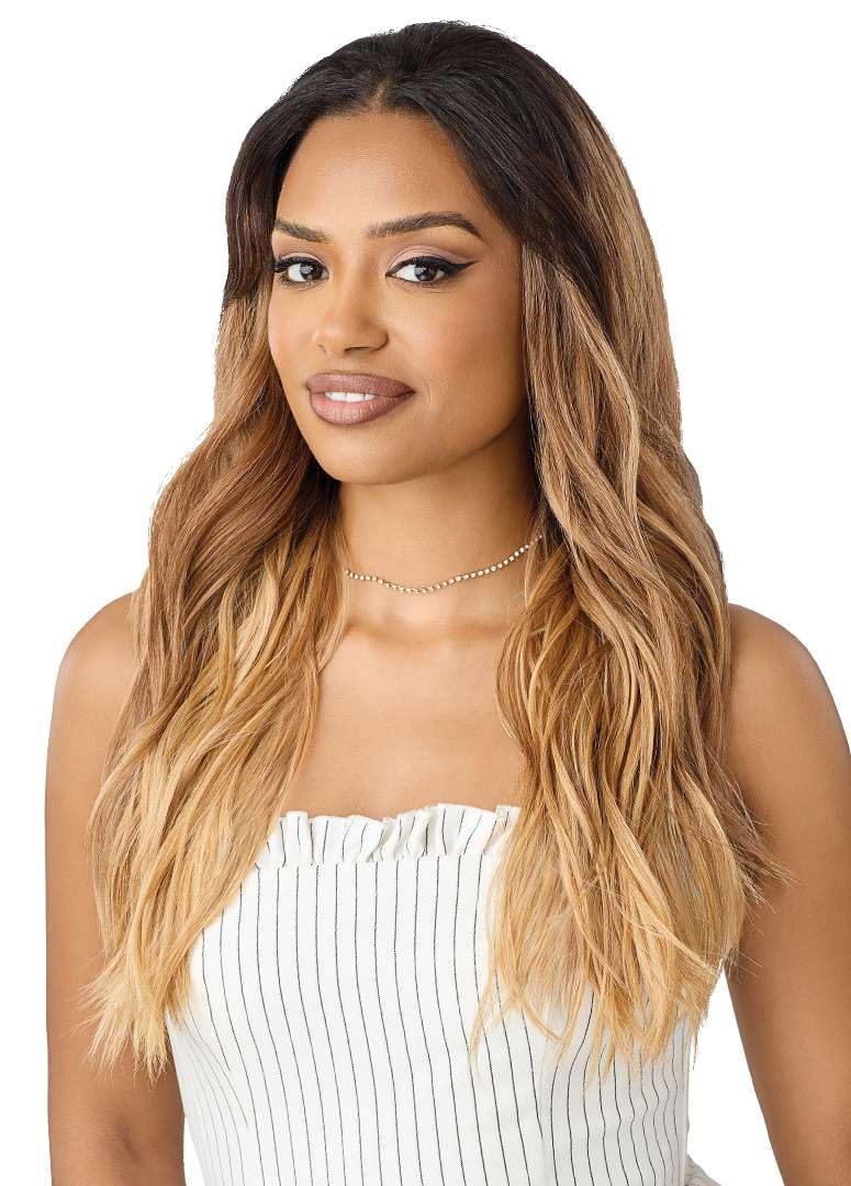Outre Quick Weave Synthetic Half Wig - Maisie (DR2/CHOCOLATE SWIRL)