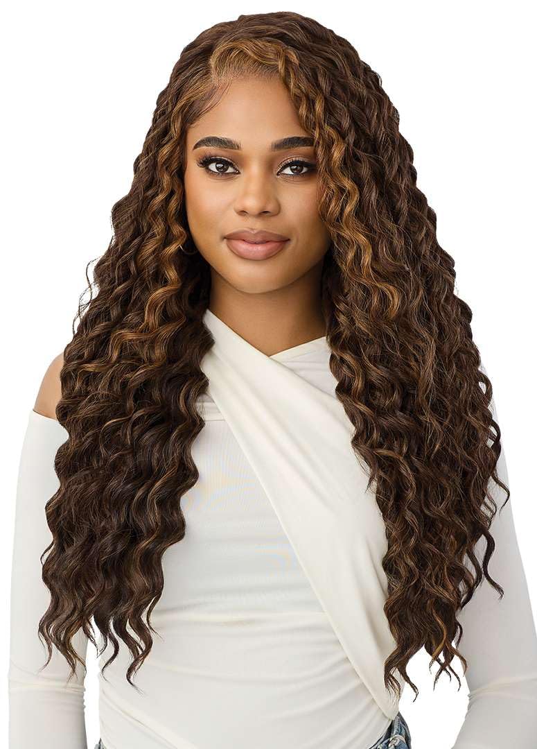 Outre Lace Front Wig - Perfect Hair Line 13X6 Frontal - PH 25 (DR4/SANDY BLONDE)