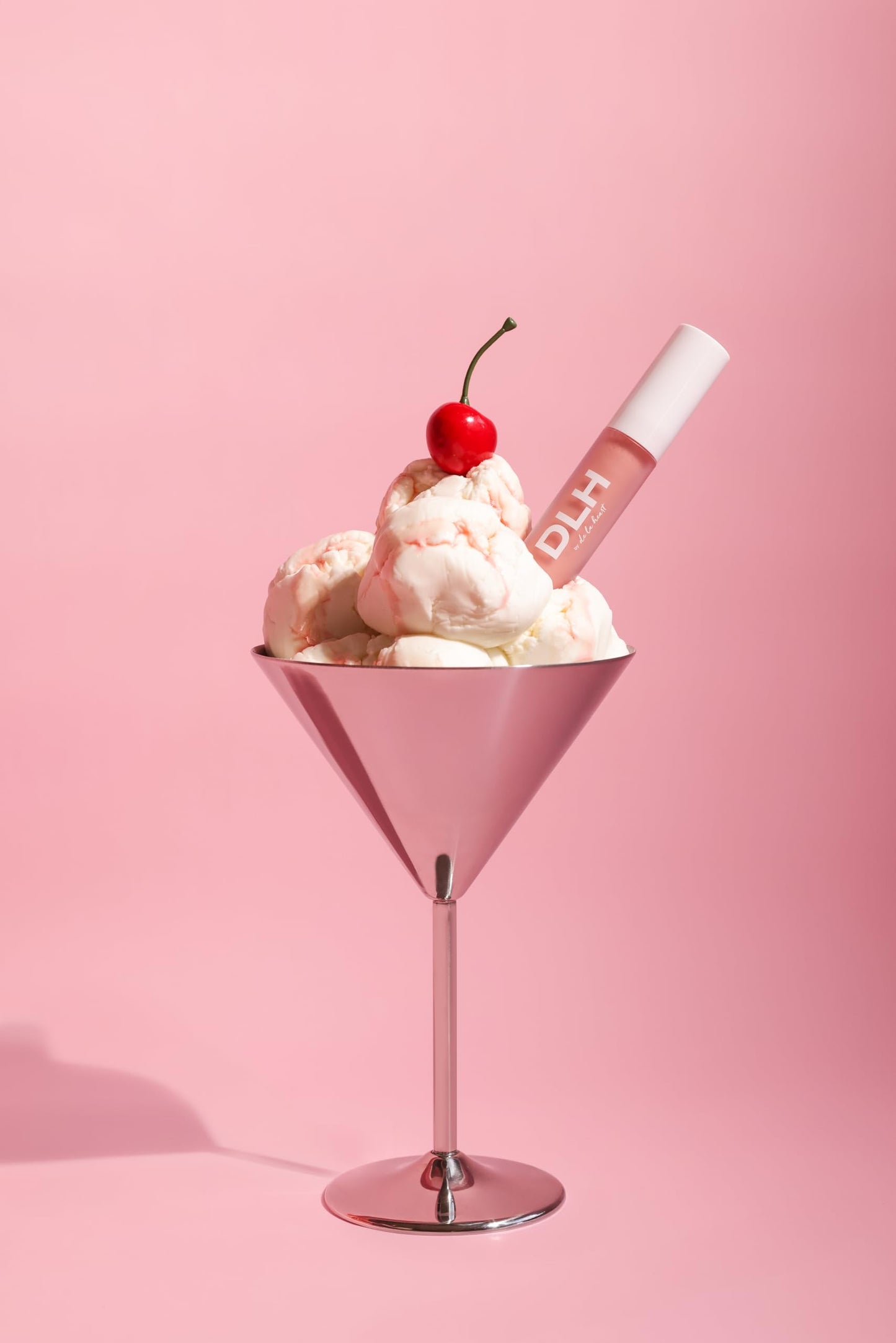 de la heart The Lip Oil Hybrid - Pink Latte - Hydrating Tinted Lip Oil with Antioxidants & Hyaluronic Acid - Sheer Gloss, Vegan & Cruelty-Free Lip Beauty and Personal Care de la heart